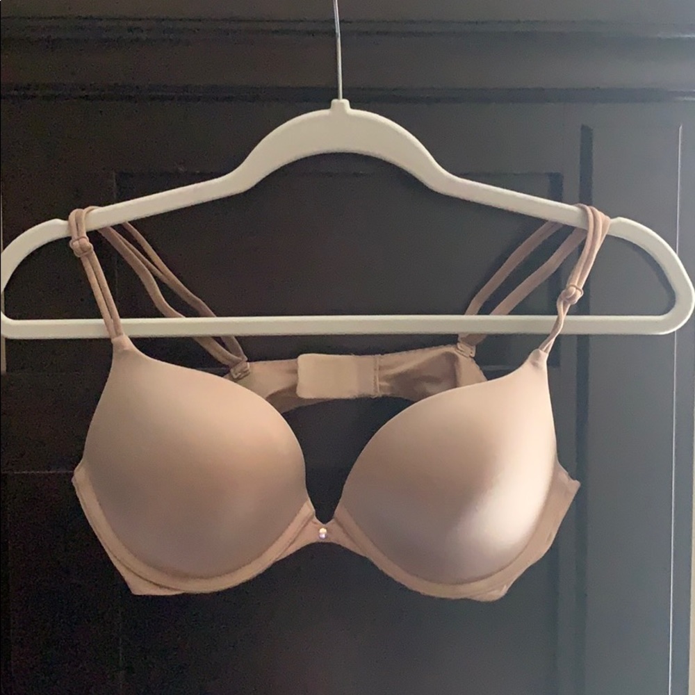 Victoria’s Secret Very Sexy Push-up 36B
